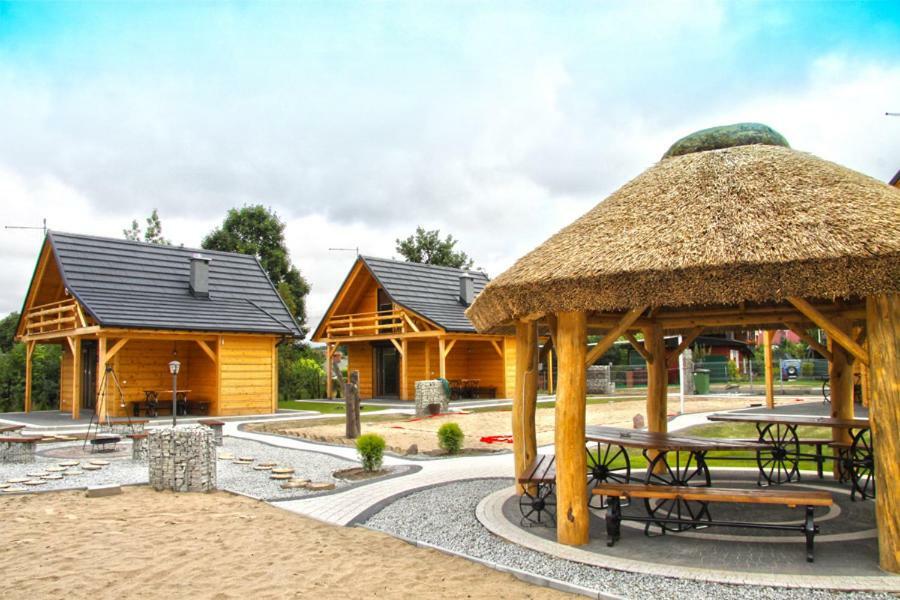 Bacowki Nad Jeziorem Goszcza Lubrza  Esterno foto